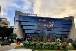 Sim Lim Square (D7), Retail #581694241